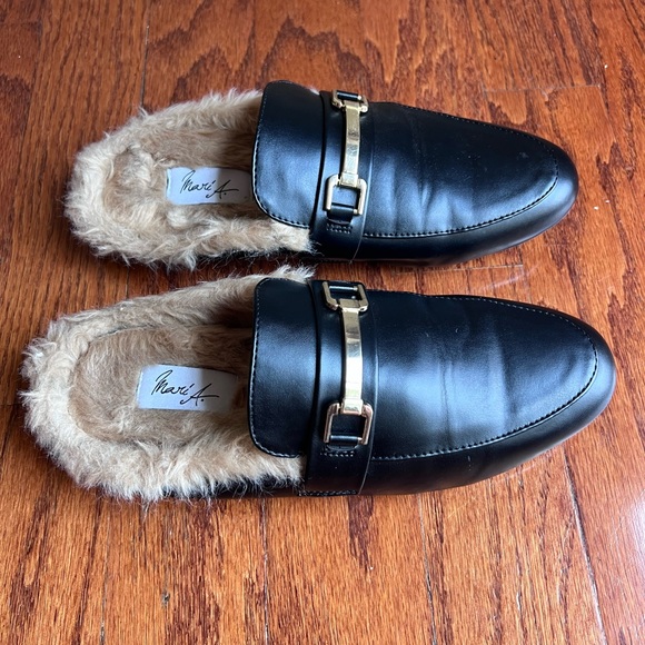 Black Leather Loafers with Fur Lining - Picture 2 of 3